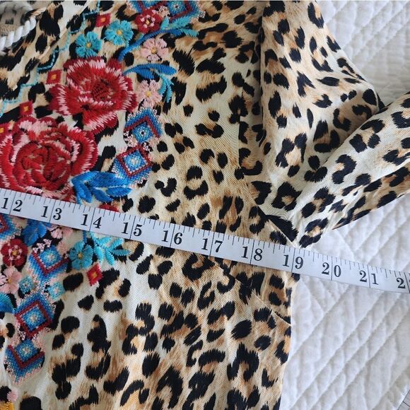 Impressions embroidery fan sleeve bohemian blouse - Picture 9 of 13